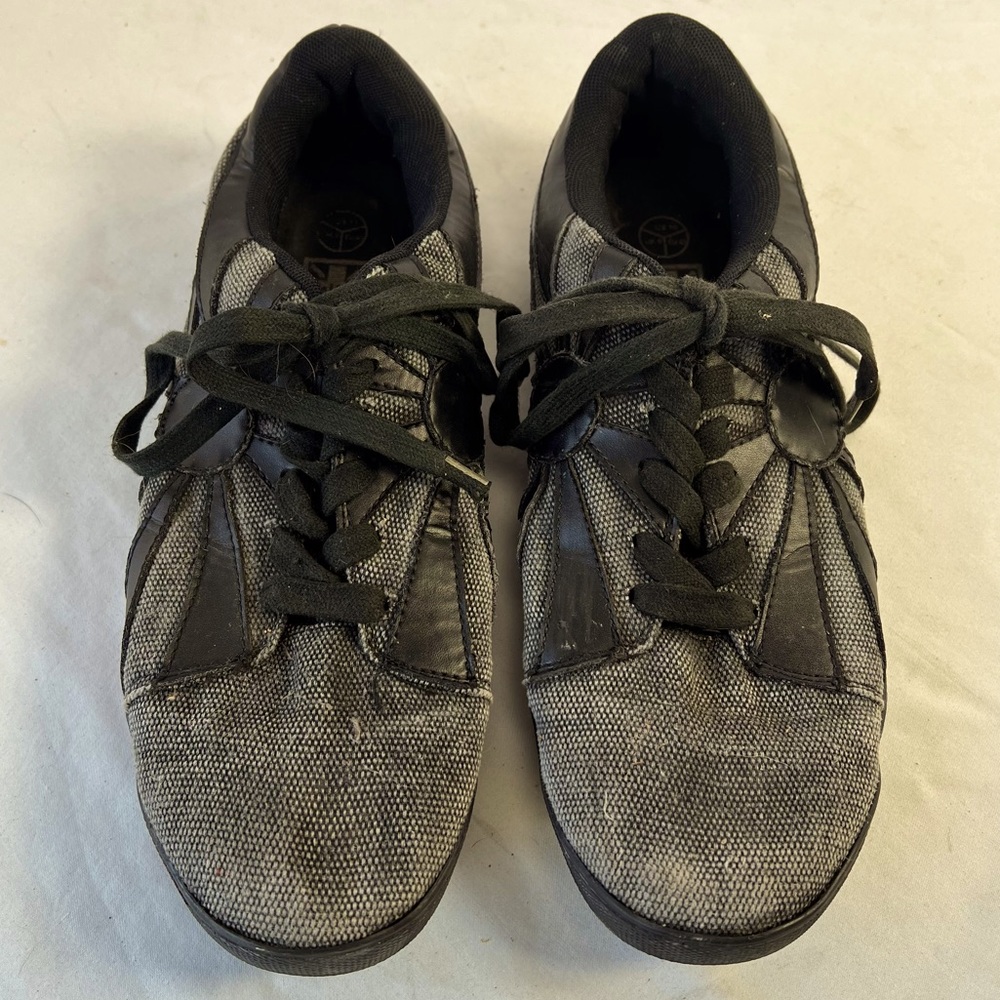 TUK 10 BLACK SNEAKERS